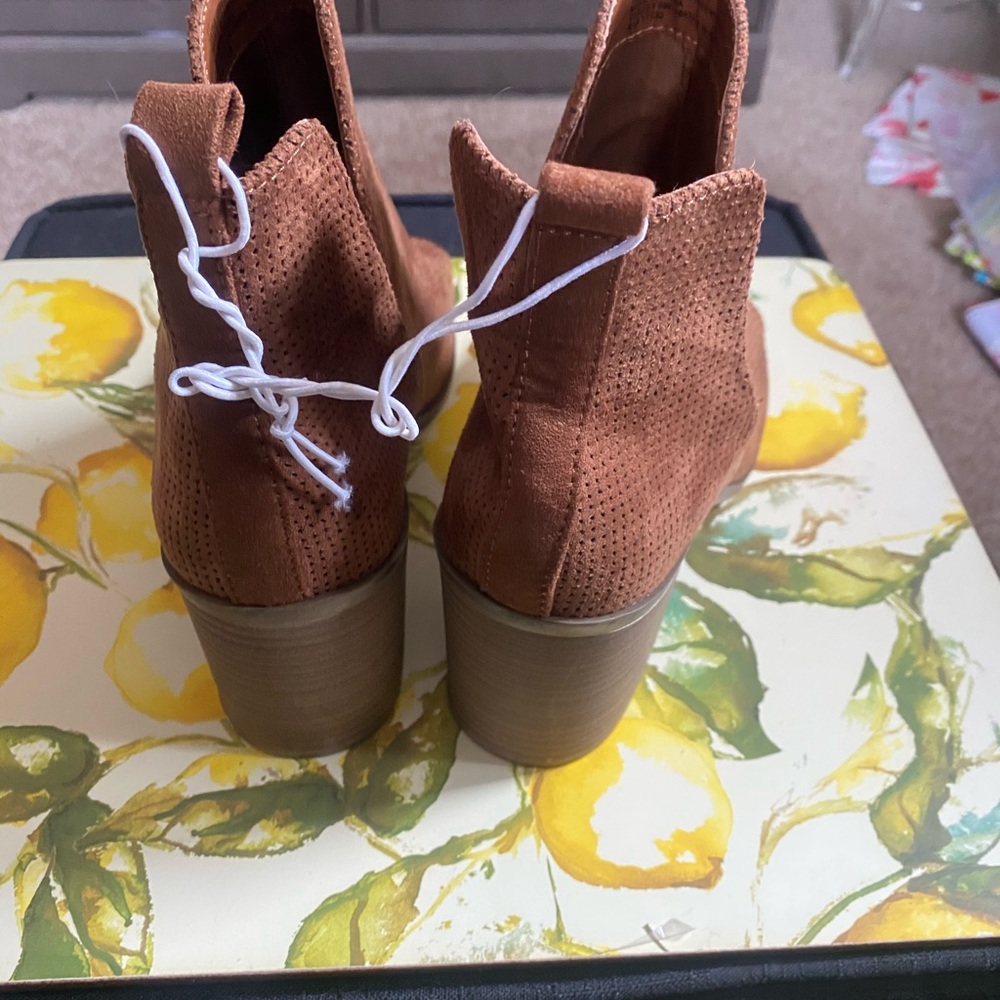 Universal Threads Pull On Open Toe Heeled Boots - image 3